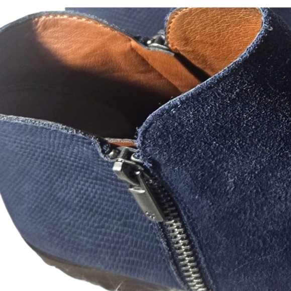 HOST PICK 🌞 Lucky Brand LK-Blare Booties - Picture 6 of 6